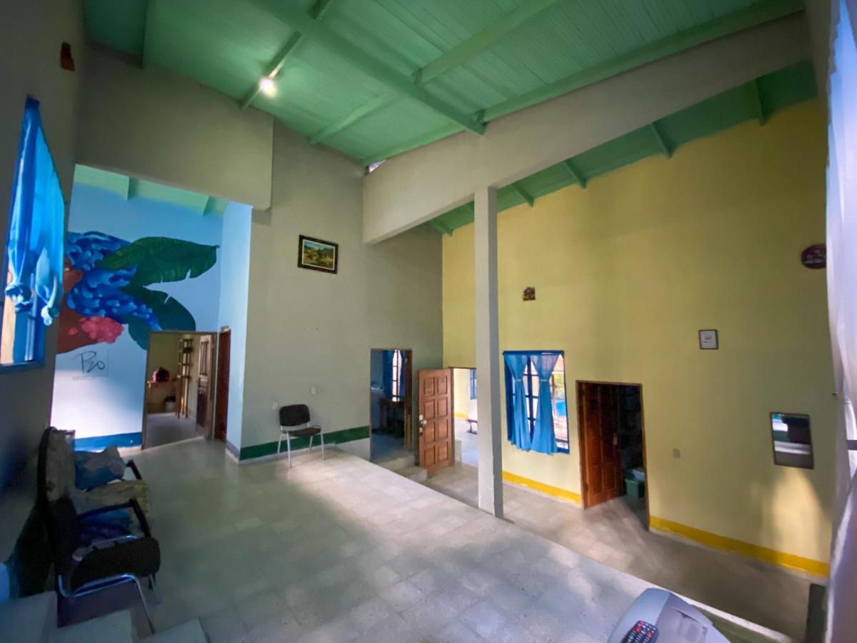 Hostal Juan Lindo San Pedro Sula Exterior photo